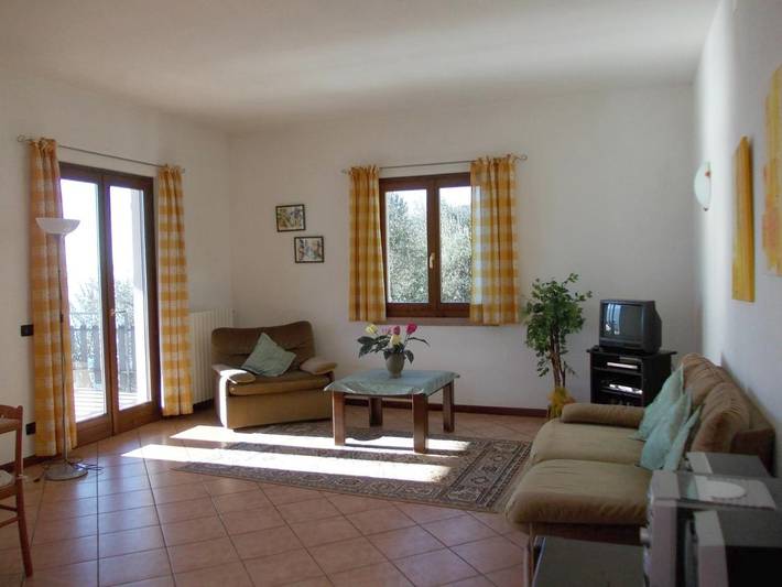 Villa für 6 Personen, mit Seeblick und Ausblick sowie Garten und Balkon am Gardasee - 4