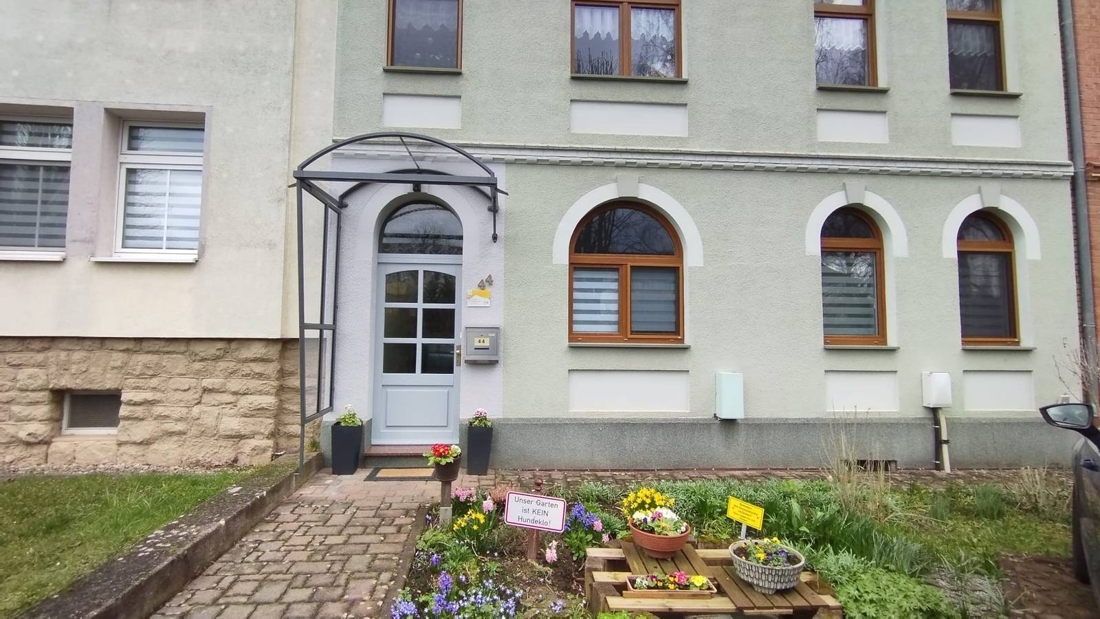 Ganze Ferienwohnung, Ferienwohnung am Hörselufer - Ferienwohnung mit Wohn-/schlafraum, Schlafraum, Du/Wc, Parkplatz in Wartburg, Eisenach