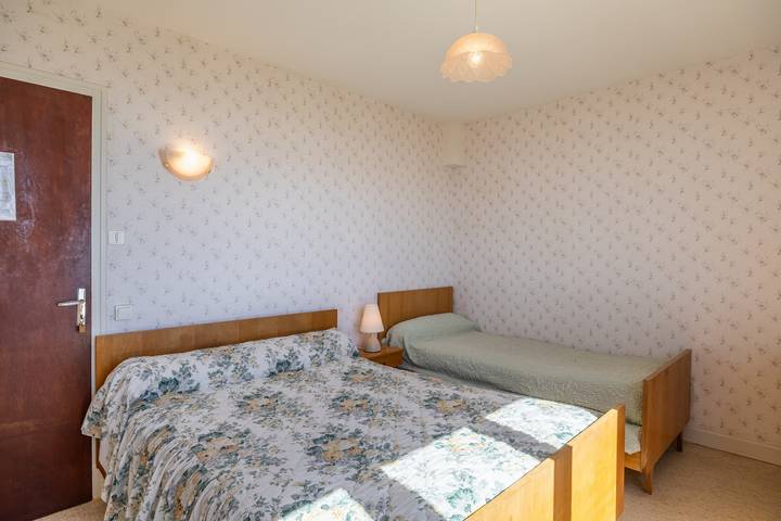 Bellevue Guest Rooms - Room 3 in Junhac, Aurillac region