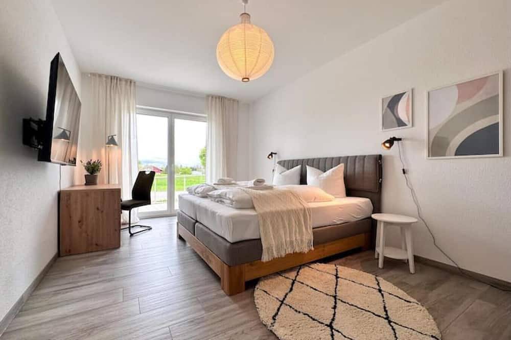 Ganze Wohnung, Ferienwohnung Schwarzwaldblick - modern und luxuriös für bis zu 6 Personen in Villingen-Schwenningen, Mittlerer Schwarzwald