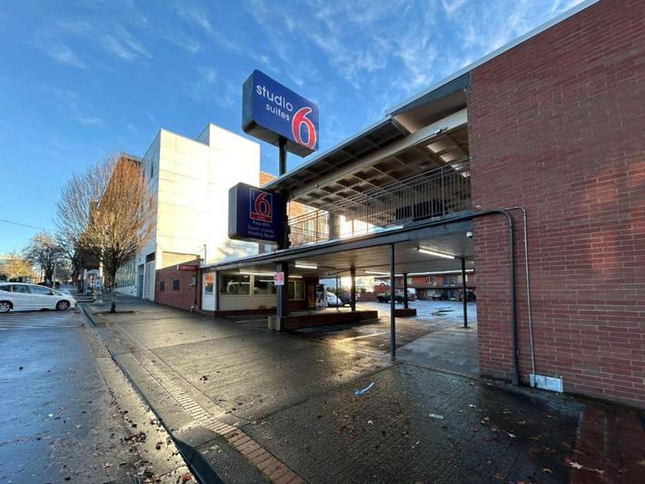 Apartamento entero, 1 cama tamaño queen | Se permite fumar | Microondas in Vancouver (Washington), Washington