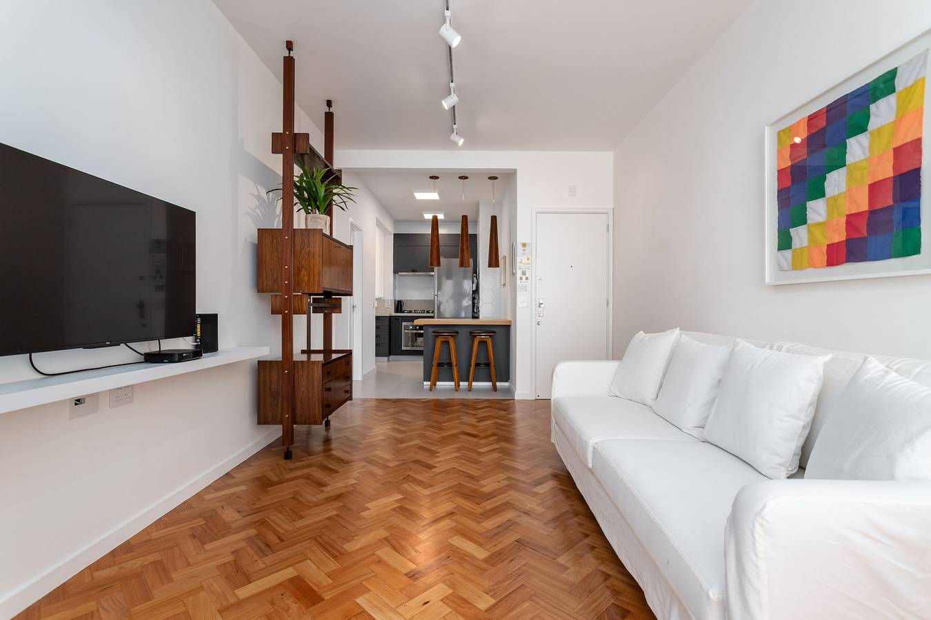 Entire apartment, 5 minutes from the beach and a view of Christ | Br904 in Copacabana, Rio de Janeiro