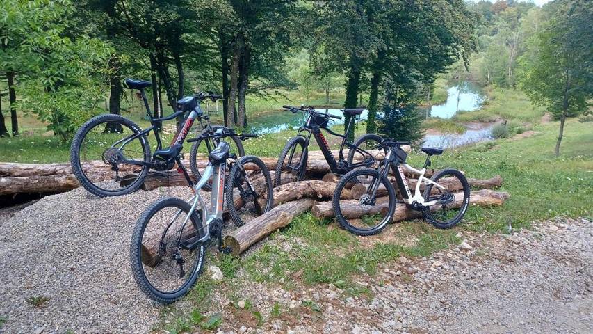 Ferienwohnung für 5 Personen, mit Ausblick und Garten sowie Seeblick an den Plitvicer Seen - 2