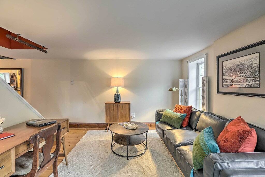 Historic Home in Lambertville: Walk to Bridge in Hunterdon County