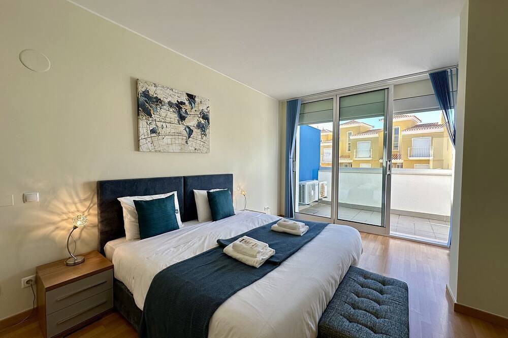 Ganze Wohnung, Quarteira Deluxe With Pool in Quarteira, Faro Distrikt