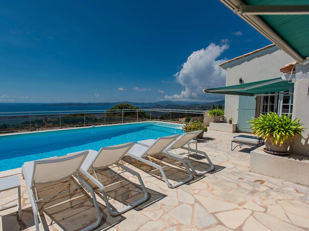 Villa de luxe avec piscine chauffée et vue mer in Les Issambres, Roquebrune-sur-Argens