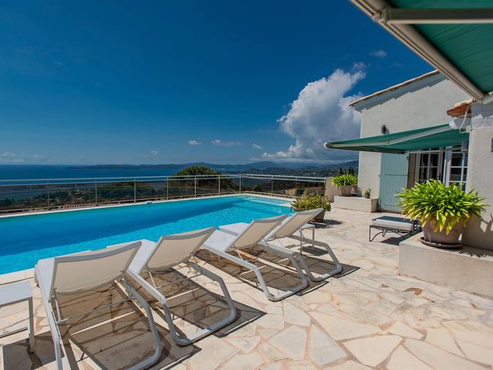 Location de vacances pour 8 personnes, avec Balcon ainsi que Terrasse et Jardin à Roquebrune-sur-Argens - 3