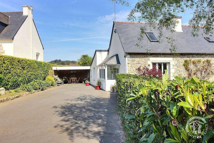 Gîte pour 4 personnes, avec jardin et terrasse à Plourivo - 2