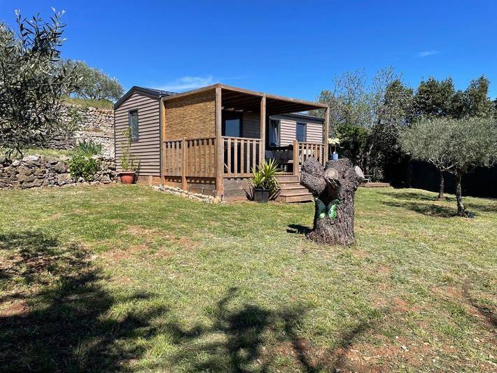 Camping pour 3 personnes, avec Terrasse ainsi que Jardin et Vue