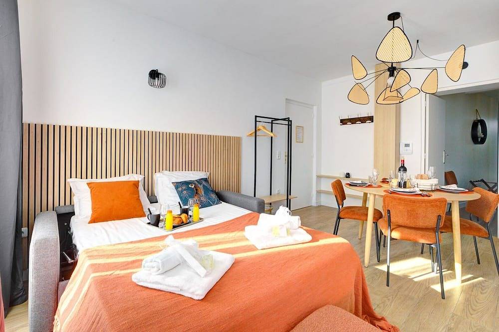 Appartement entier, Tbs 132 - Appartement élégant avec terrasse in Bagnolet, Seine-Saint-Denis