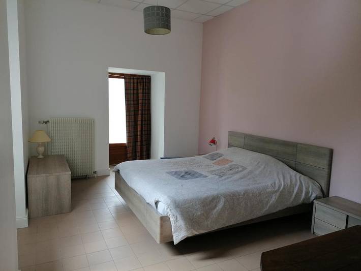 Gîte pour 2 personnes, avec Terrasse ainsi que Jardin et Vue à Saint-Geoire-en-Valdaine - 2