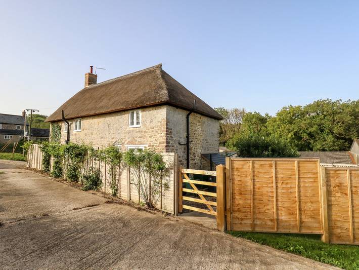 Cottage for 6 people, with garden, with pets in Dorset