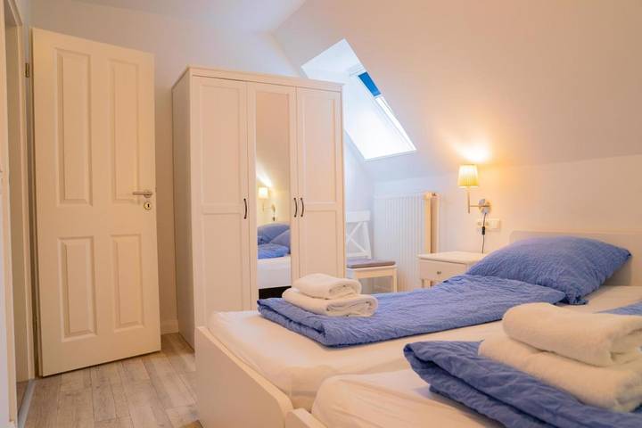 Ferienwohnung für 4 Personen, mit Whirlpool und Terrasse sowie Garten und Sauna