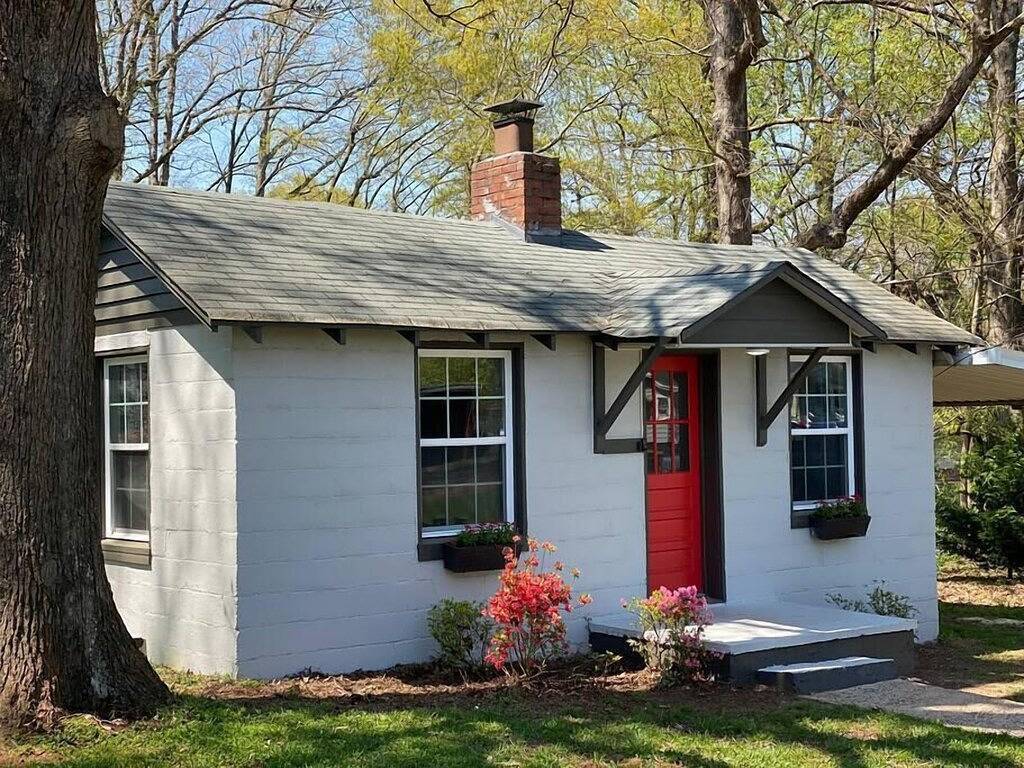 Tiny Home — Stylish Mt. Holly Retreat — 12 min to Clt & Whitewater Center in Gaston County