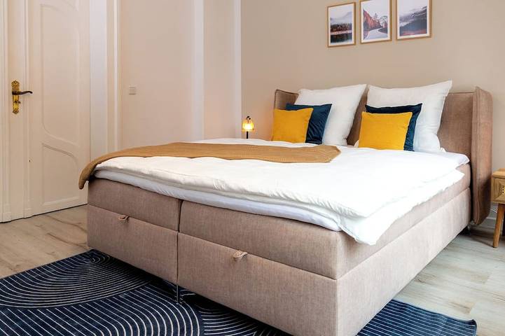 Ganze Wohnung, Soulscape Apartments - Edler sanierter Altbau-Wohnraum, zentrumsnah-gratis Wi-Fi in Zwickau, Chemnitz und Umgebung