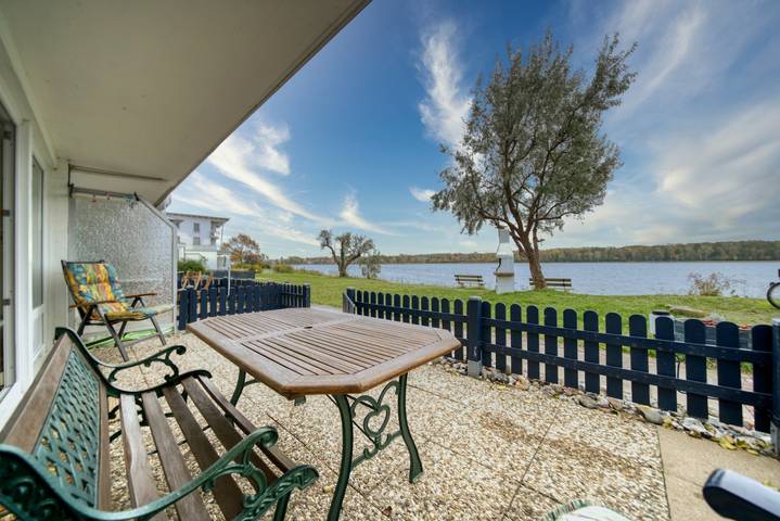 Ferienwohnung für 4 Personen, mit Ausblick und Terrasse sowie Seeblick - 1