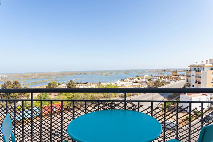 Ferienwohnung für 6 Personen, mit Balkon in Faro