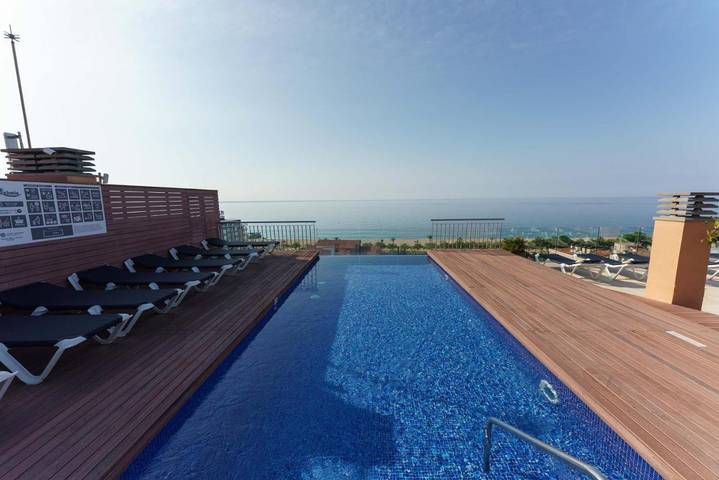 Hotel für 2 Personen, mit Terrasse und Pool in Calella