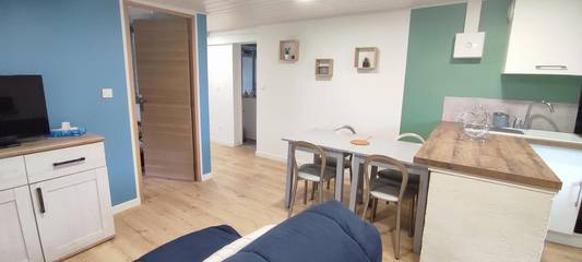 Gîte pour 4 personnes, avec piscine et jardin, animaux acceptés à Vernou-sur-Brenne