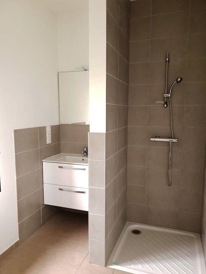 Maison de vacances pour 4 personnes, avec piscine ainsi que vue et jardin, animaux acceptés dans le Cantal - 3