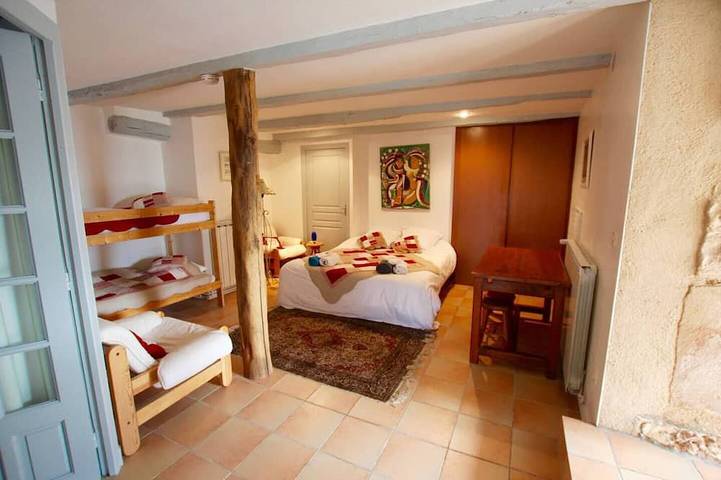 Villa pour 30 personnes, avec piscine, animaux acceptés dans l' Aveyron - 3