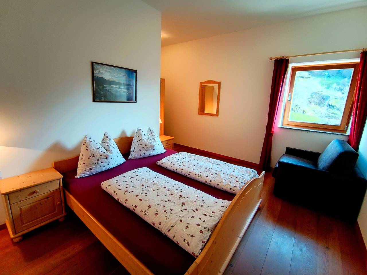 Geheel appartement, Appartement 'Storchennest' met Uitzicht op de Bergen, Gedeelde Tuin en Wi-Fi in Algund, Texelgruppe