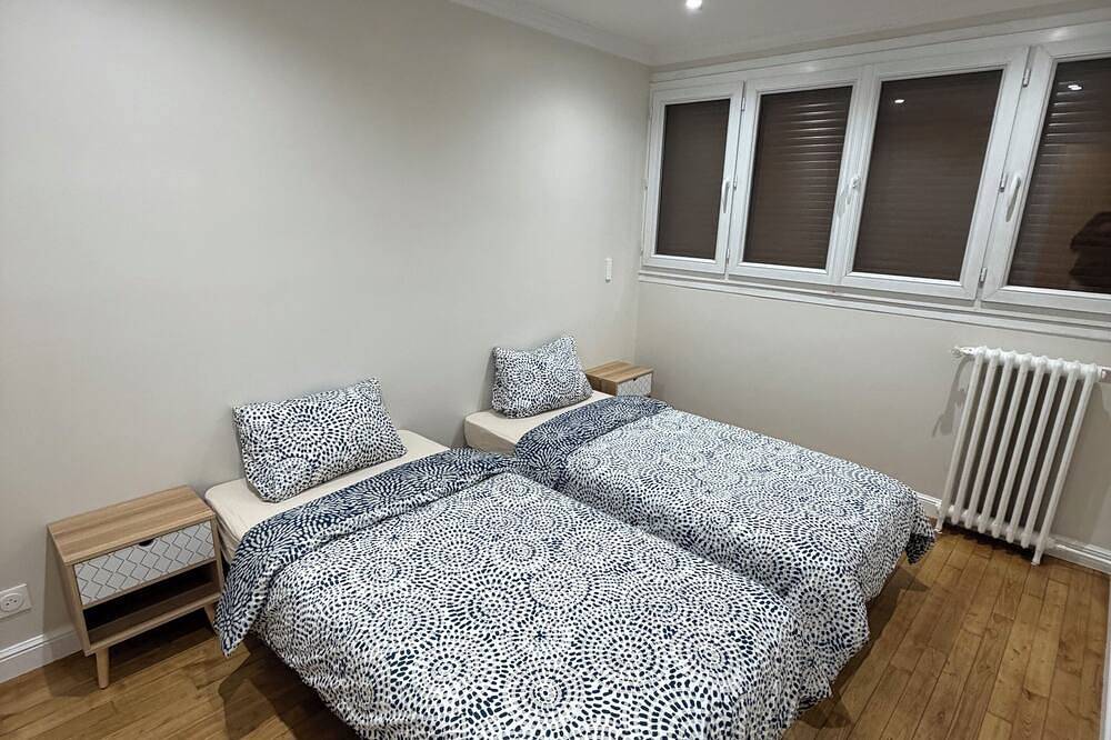 Ganze Wohnung, Elegant Paris Apartment – 1 Minute from the Metro in Montreuil, Seine-Saint-Denis