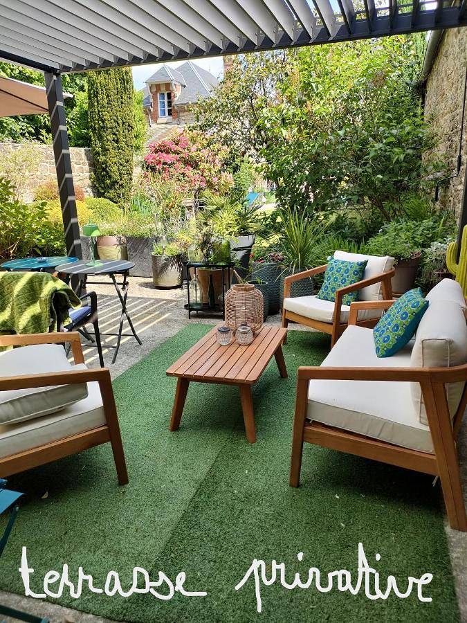 Location de vacances pour 4 personnes, avec jardin à Guingamp