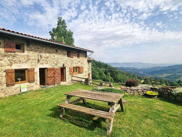 Gîte pour 6 personnes, avec jardin dans Parc Naturel Régional du Pilat - 3