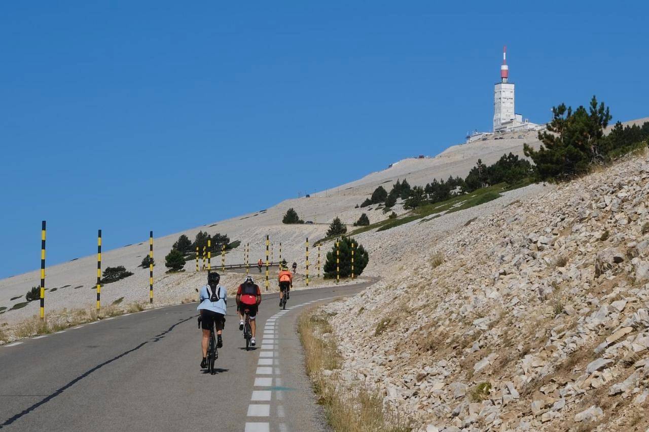 Double Room with Patio in Bédoin, Parc naturel régional du Mont-Ventoux