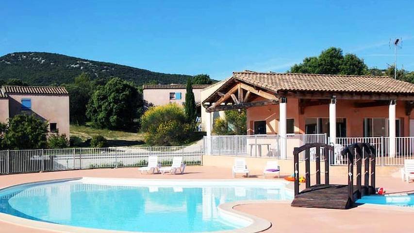Maison de vacances pour 4 personnes, avec piscine et terrasse, animaux acceptés - 1