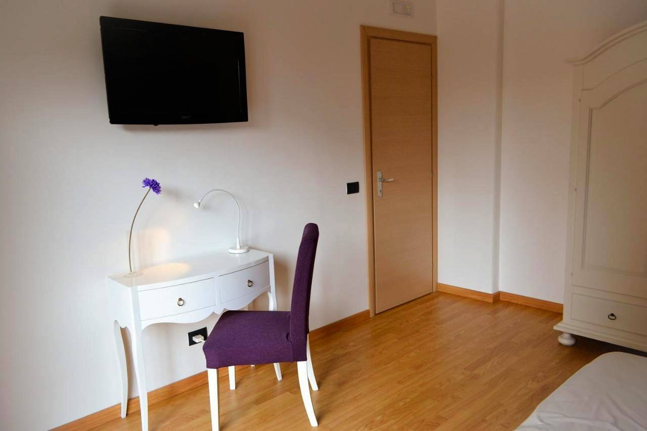 Double Room in Gravina di Catania, Catania e dintorni