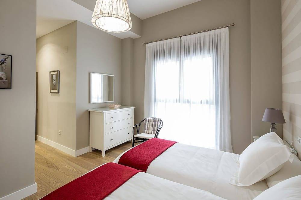 Ganze Wohnung, Angeles 1E. 2 bedrooms, 2 bathrooms next to the Cathedral in Casco Antiguo, Sevilla