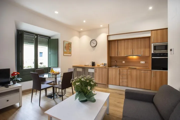 Ferienwohnung für 6 Personen, mit Ausblick und Balkon - 1