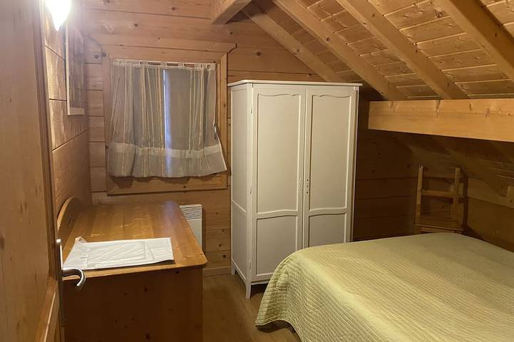 Chalet pour 10 personnes, avec jardin, animaux acceptés dans le Jura - 4