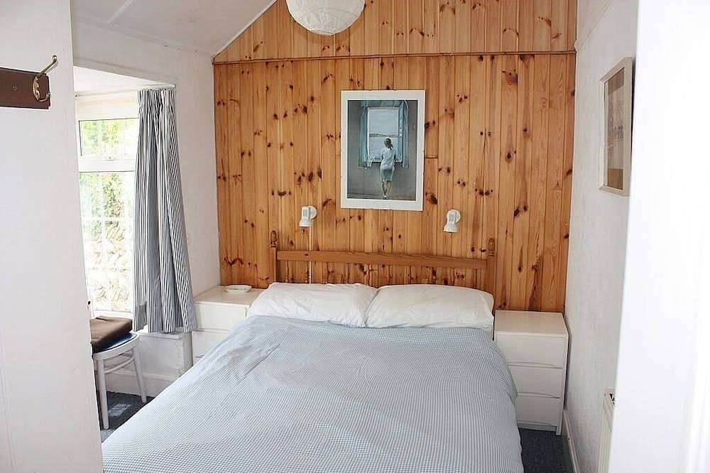 Comfortable Holiday Cottage In The Heart Of Polzeath in Polzeath, Pentire Point - Widemouth