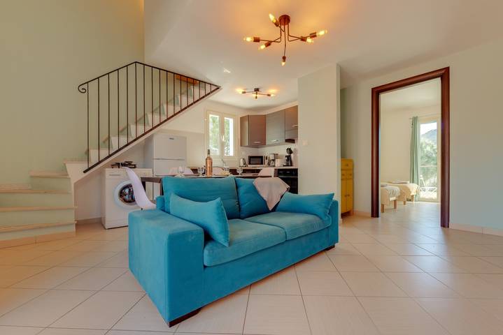 Appartement de vacances pour 4 personnes, avec piscine et terrasse