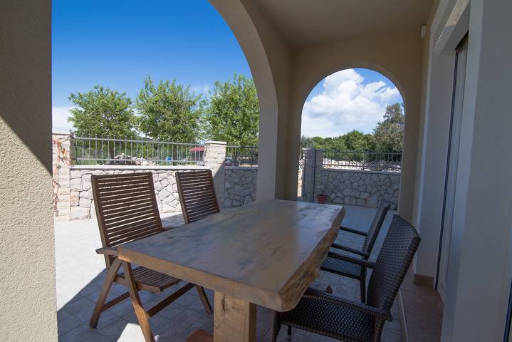 Ferienwohnung für 3 Personen, mit Balkon/Terrasse, mit Haustier auf Cres