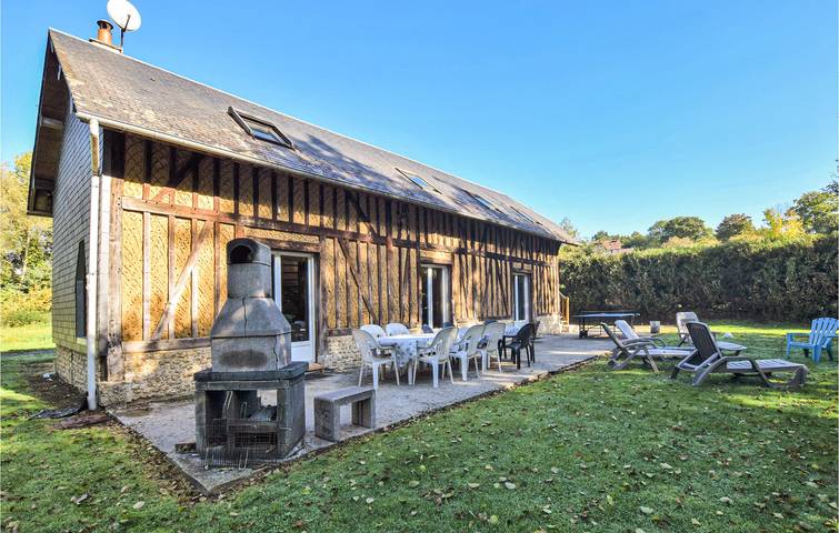 Appartement spacieux avec jardin, WiFi et parking - 2.5km de Bonneville in Bonneville-la-Louvet, Région de Lisieux