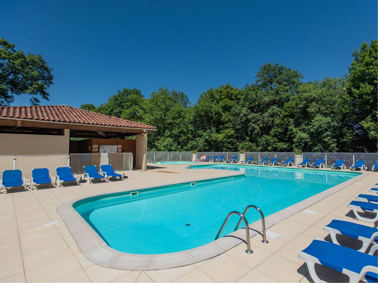 Prachtig huis op vakantiepark met zwembad in Le Bourg (Lot), Lot