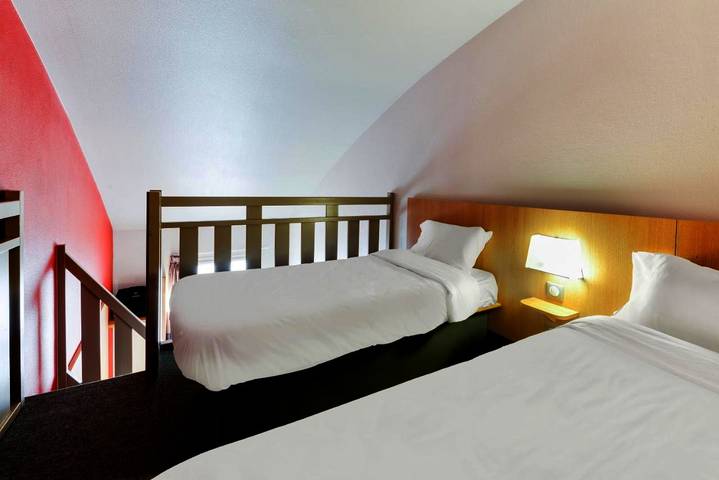 Hôtel pour 2 personnes, avec terrasse à Bouguenais - 2