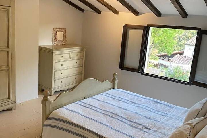 Location de vacances pour 8 personnes, avec jardin et terrasse à Fanjeaux - 4