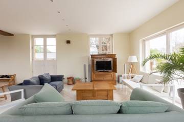 Maison De Vacances pour 14 Personnes dans Sarthe, Photo 3