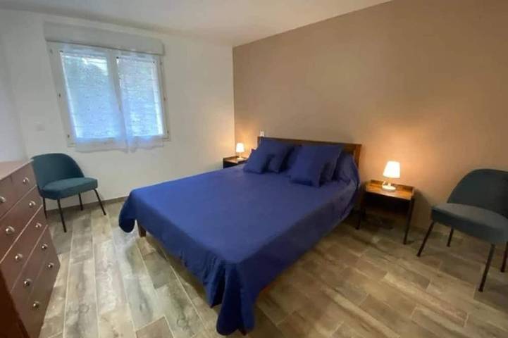 Location de vacances pour 8 personnes, avec jacuzzi et sauna à Saint-Laurent-d'Olt - 4