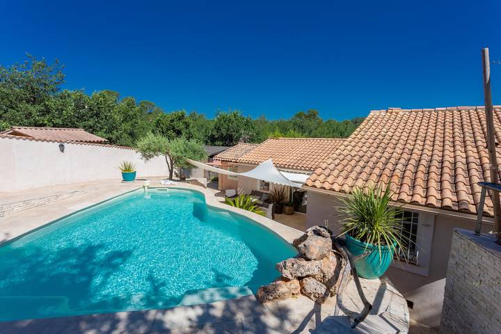 Villa 'Les Cigales' avec piscine privée, Wi-Fi et climatisation in Le Thoronet, Région de Draguignan