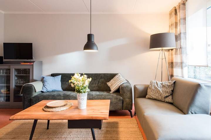 Vakantiewoning voor 4 personen, met Balkon in Buren (Ameland)
