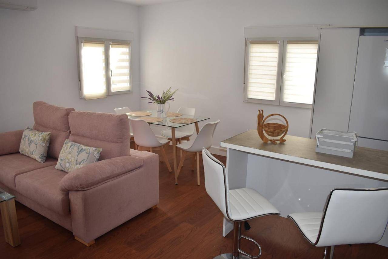 Apartamento entero, One-Bedroom Apartment in Cáceres, Provincia de Cáceres