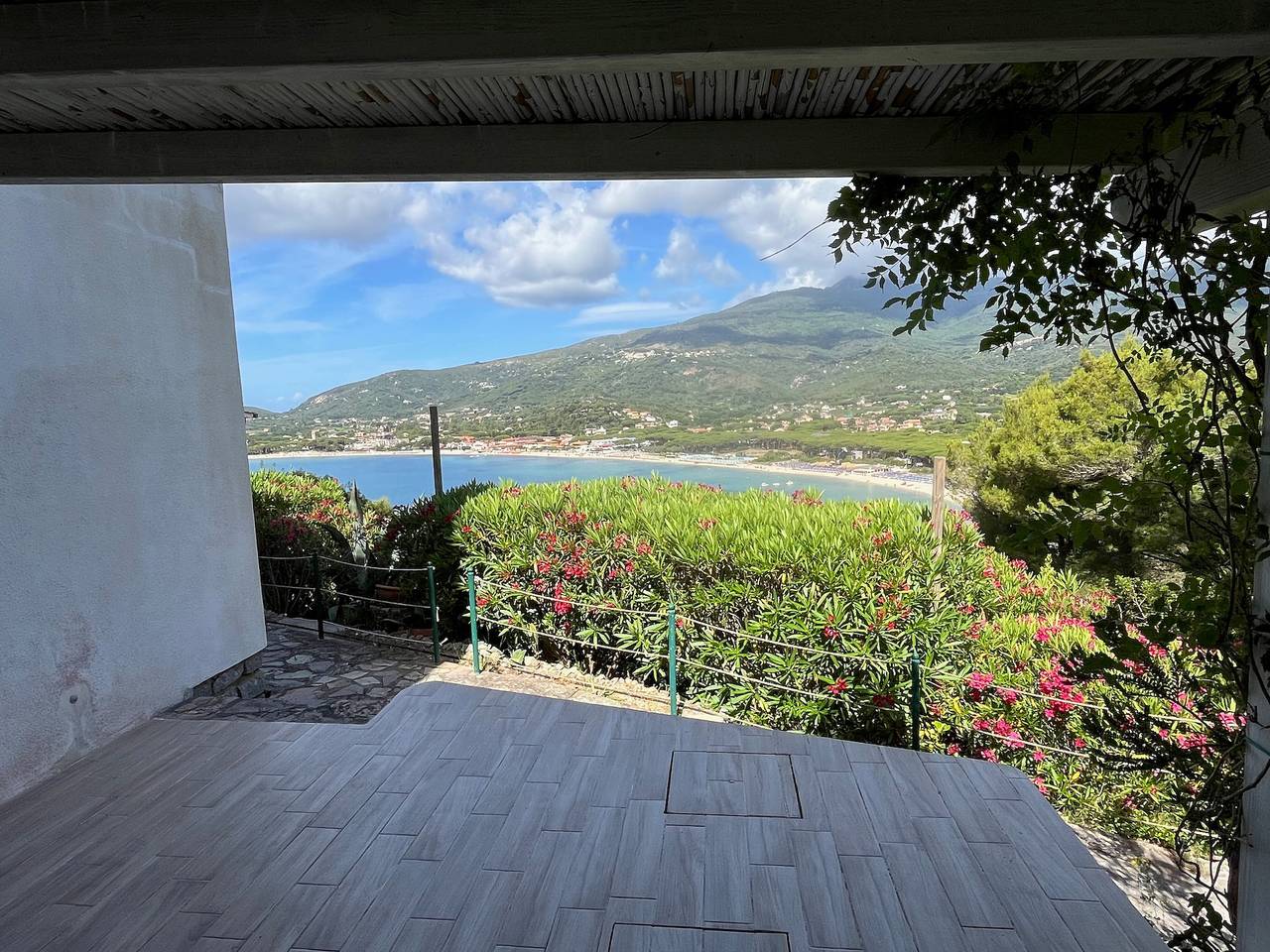 Holiday Home 'Terrazza sul Mare' with Sea View and Private Terrace in Marina di Campo, Campo nell'Elba
