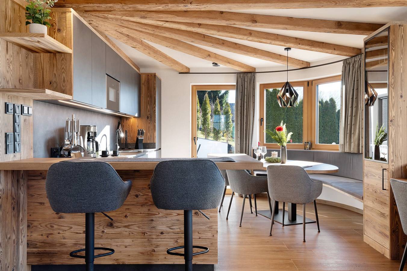Appartamento intero, Appartamento 'Chalet Roderer' con vista sulle montagne, terrazza privata e Wi-Fi in Laion, Dolomiti Superski