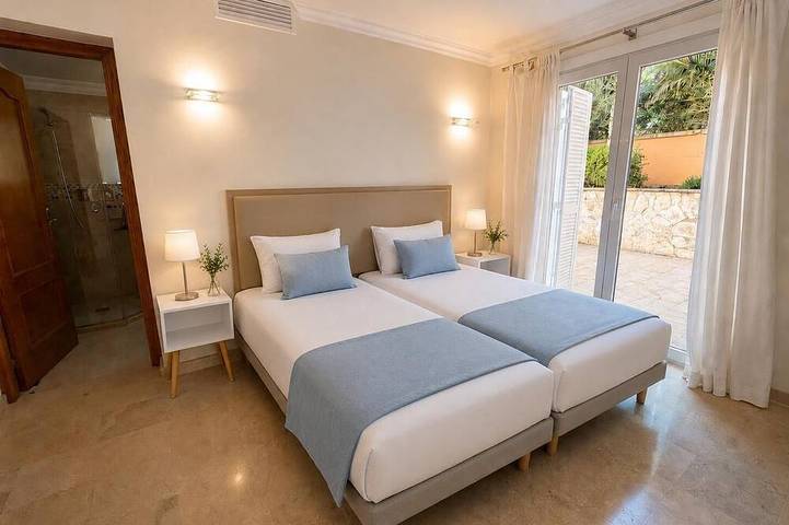 Mediterranean Villa with Pool & Outdoor Kitchen near Port Adriano in Santa Ponça, Calvià